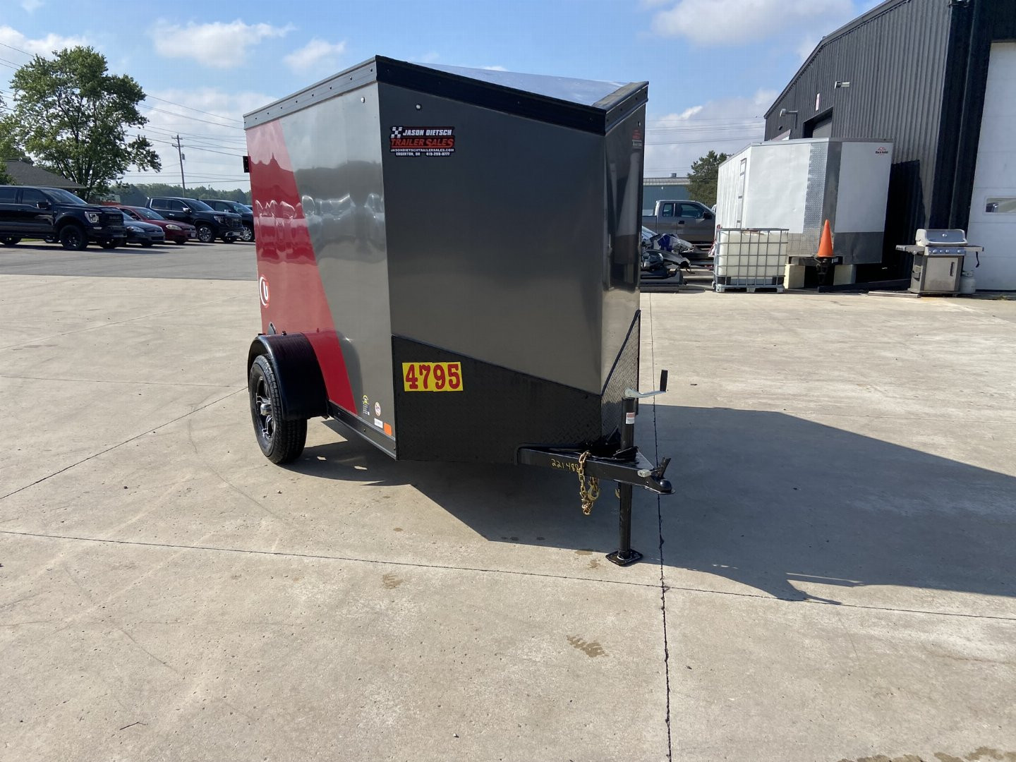New United 5x8 V-Nose Enclosed Cargo Trailer