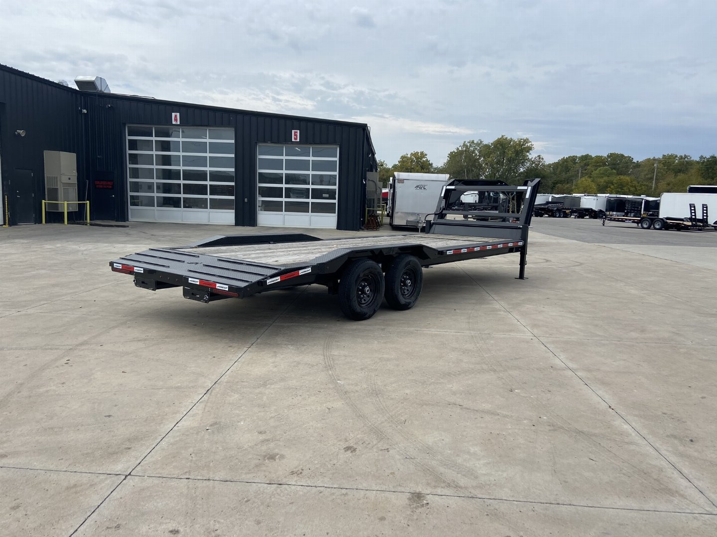 New 2024 Horizon Trailers FWZ24 Equipment Trailer