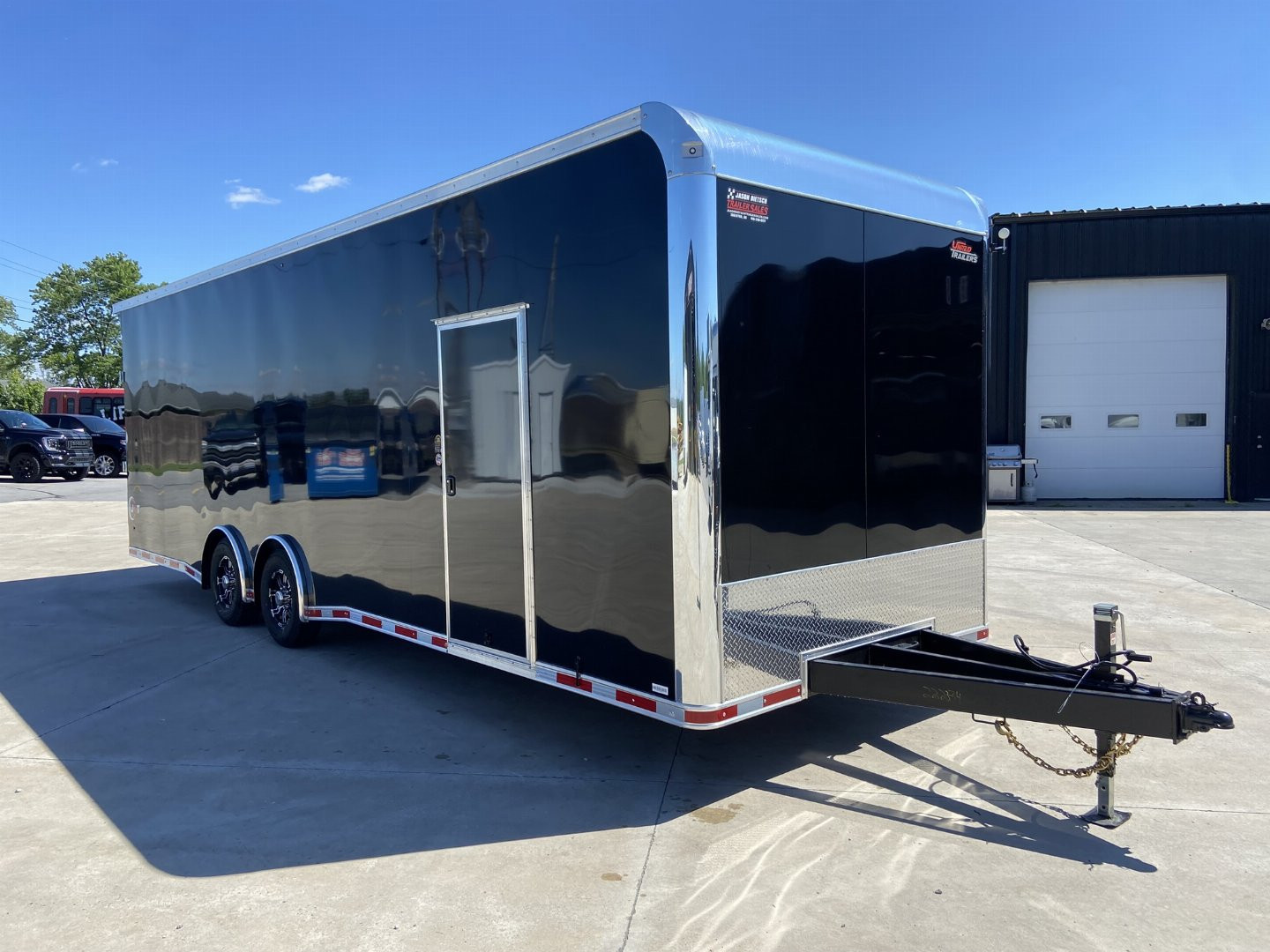 New United UXT 8.5x28 Racing Trailer |