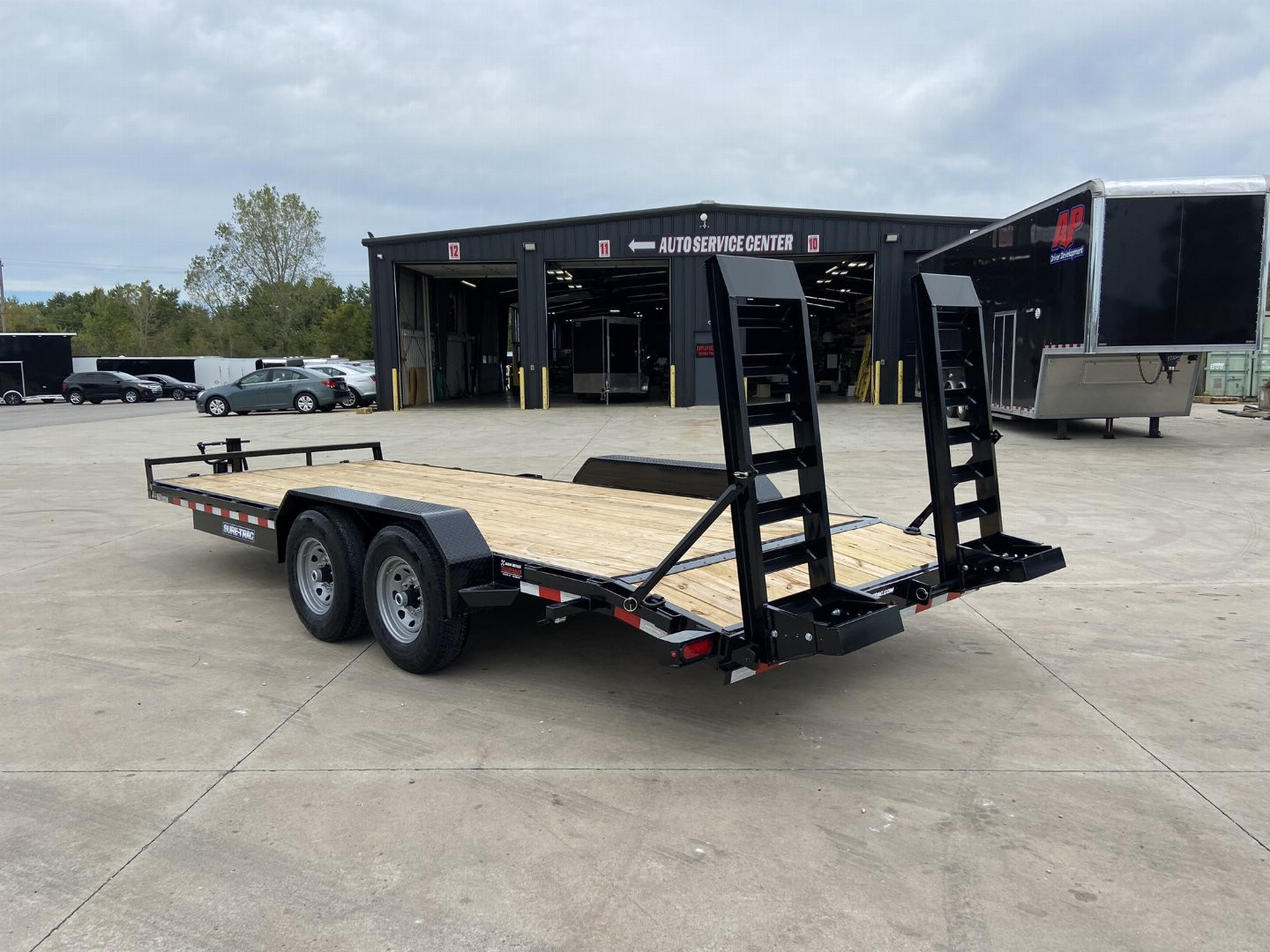 New 2025 Sure-Trac 7x20 (18+2) Equipment Trailer