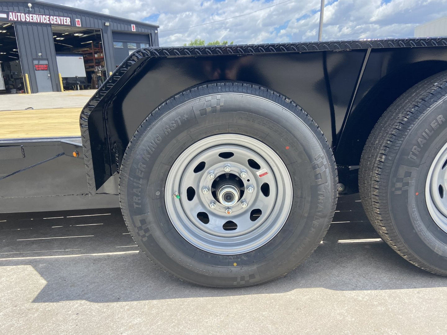 New Sure-Trac 7x18 Hydralic Tilt Bed Equipment Trailer