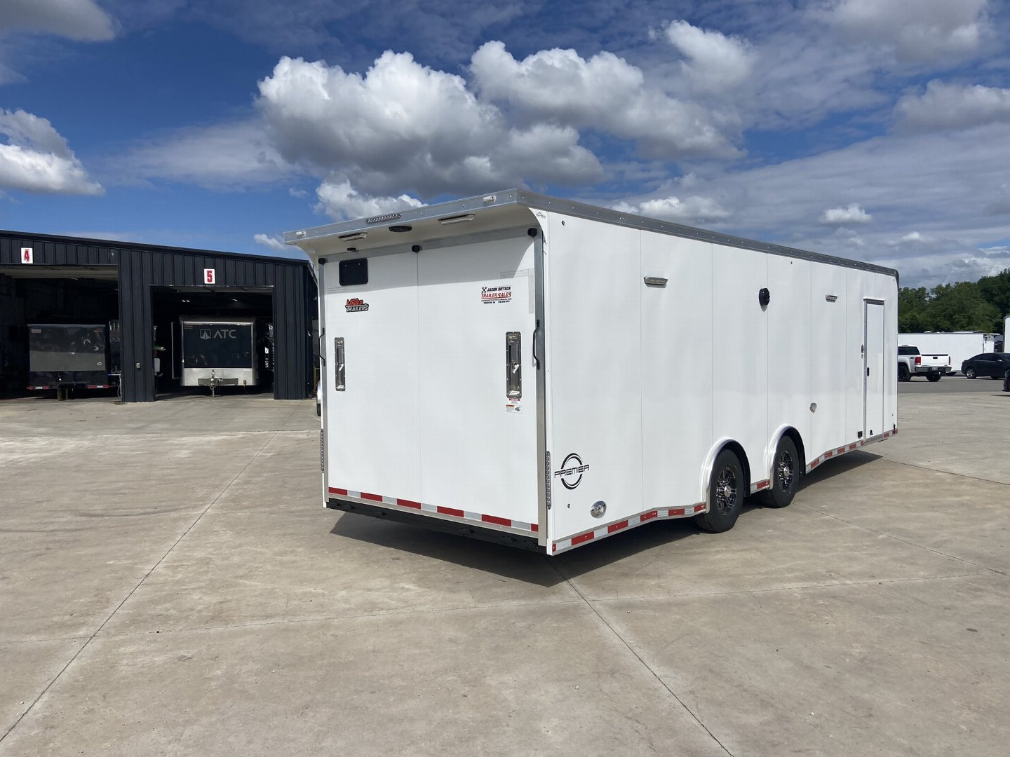 New 28' Racing Trailer - United Premium