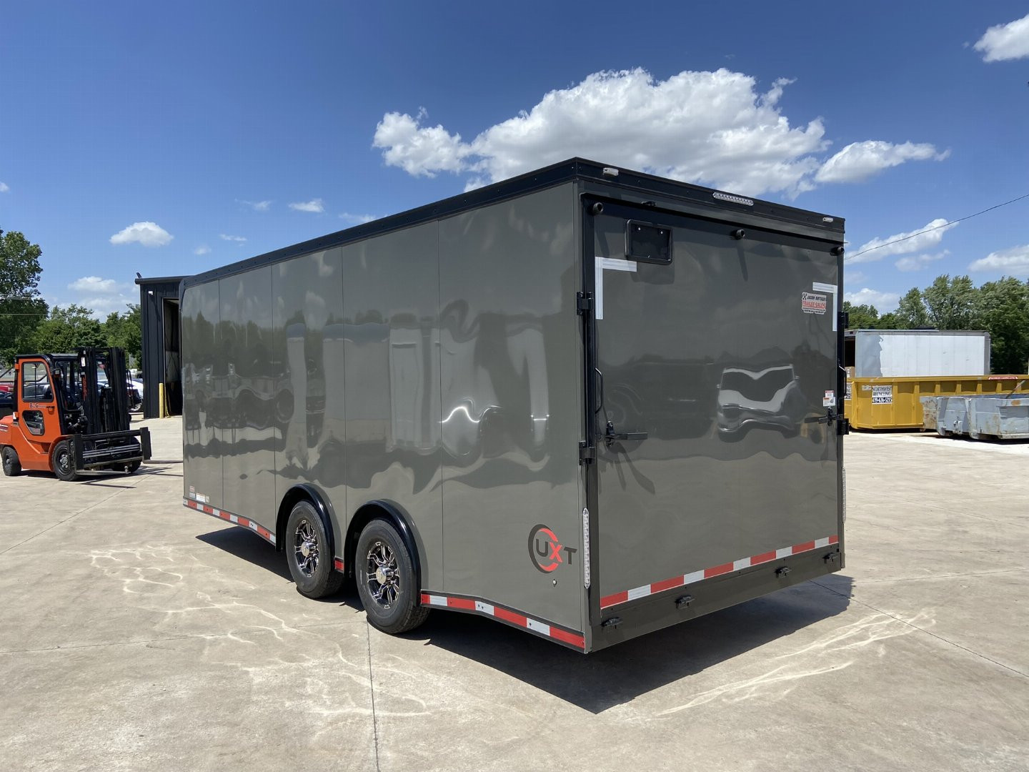 New United Commercial 8.5x20 Enclosed Cargo Trailer