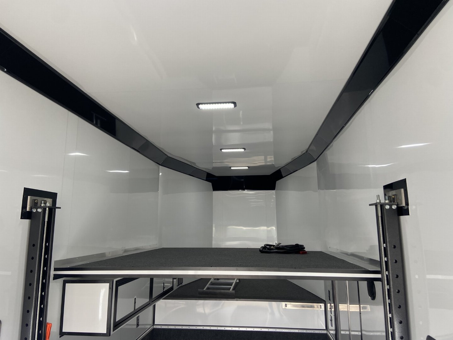 New United 8.5x36 Aluminum Gooseneck Stacker Racing Trailer