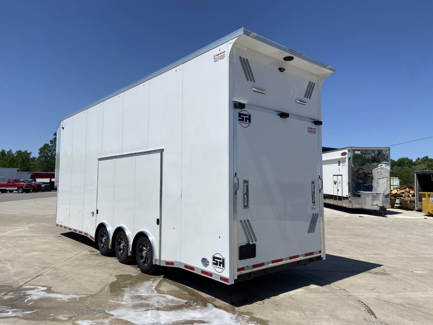 New 36' Gooseneck Stacker Racing Trailer - United Super Hauler