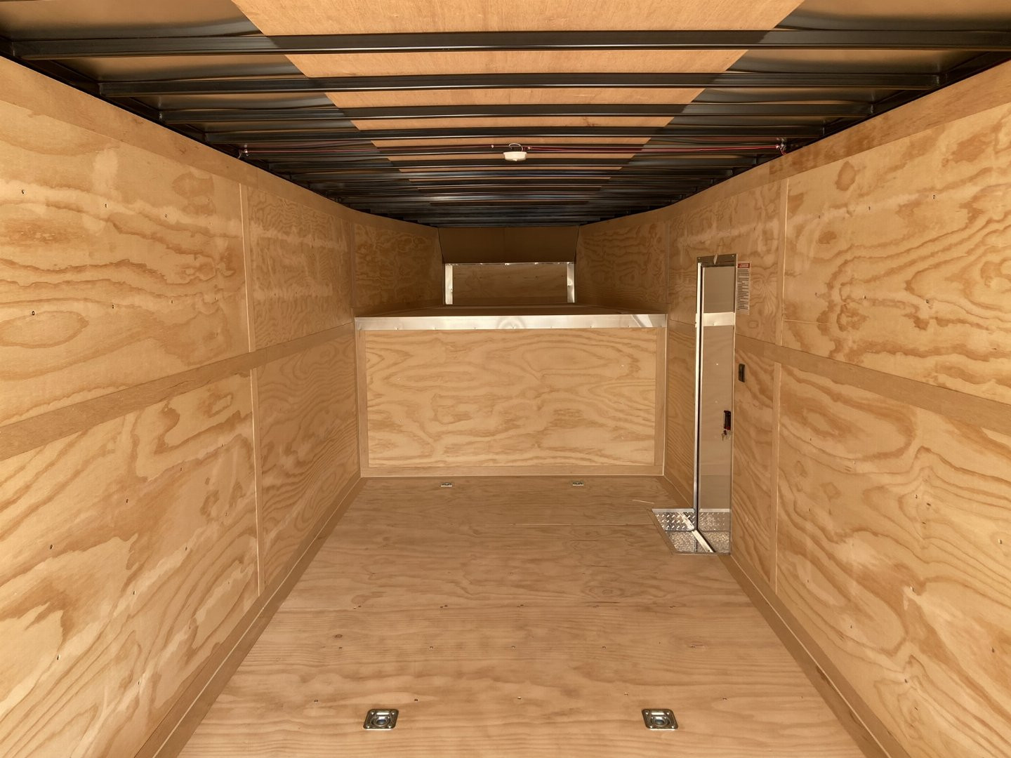 New 40' Gooseneck Racing Trailer - United UXGN