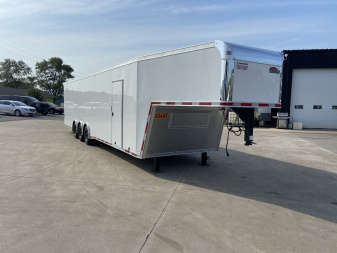New 40' Gooseneck Racing Trailer - United UXGN