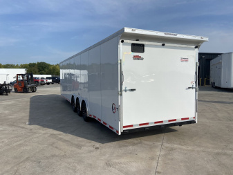 New 40' Gooseneck Racing Trailer - United UXGN