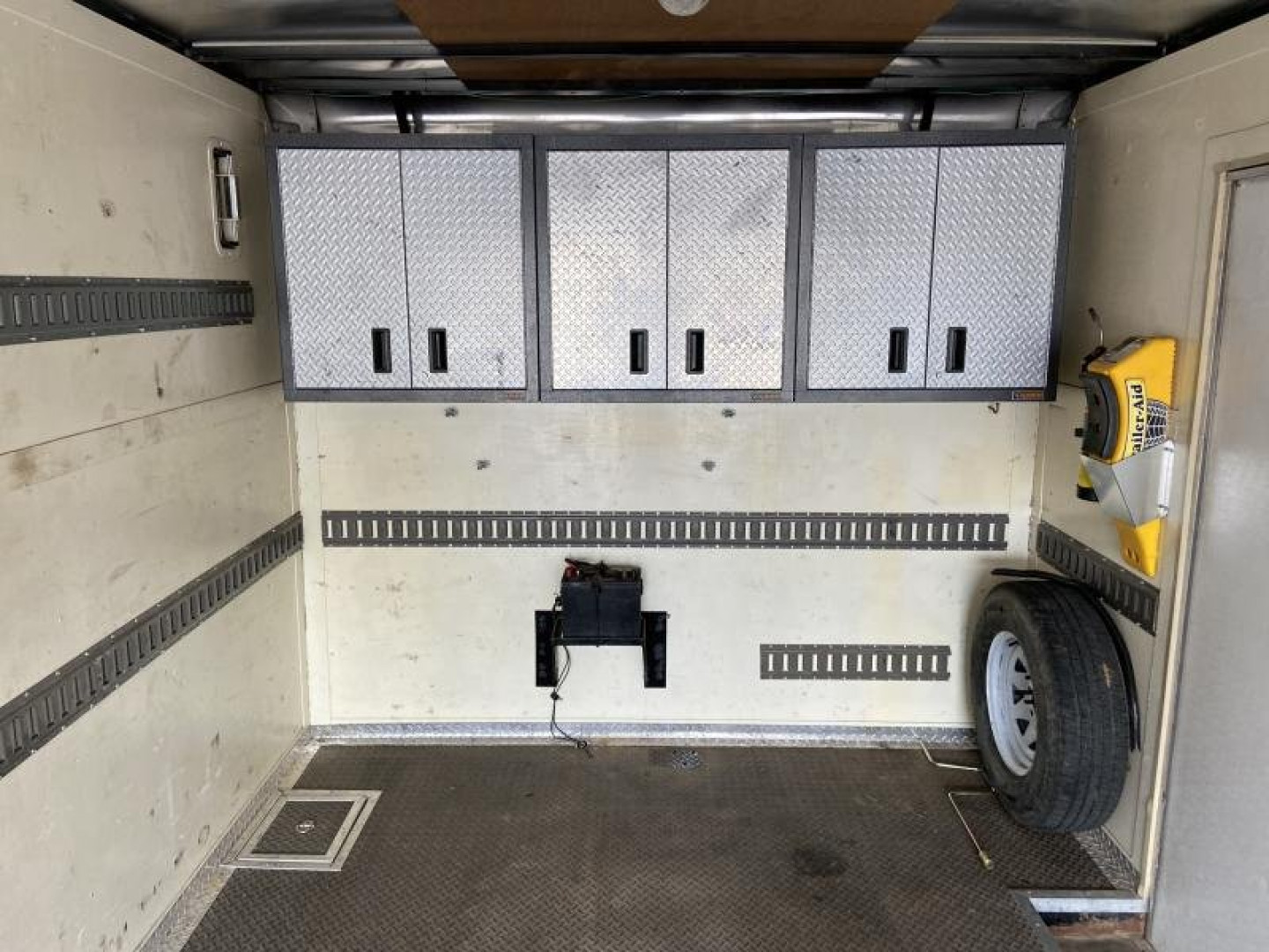 Used Bravo 8.5x24 Car / Racing Trailer