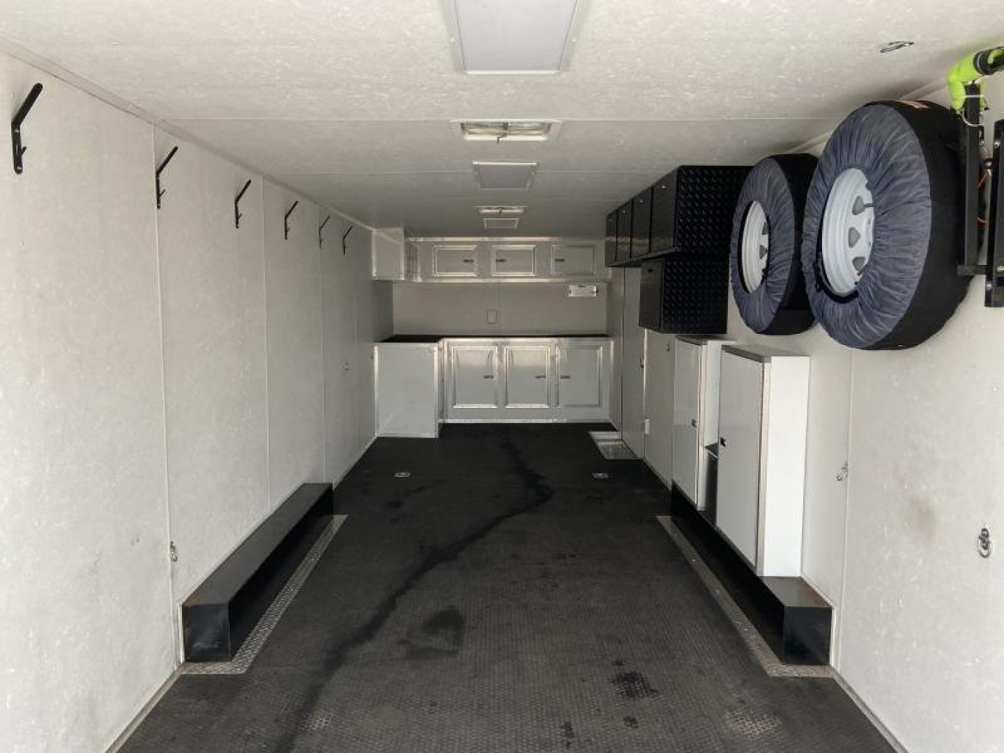 Used Vintage 8.5x28 Car/Racing Trailer