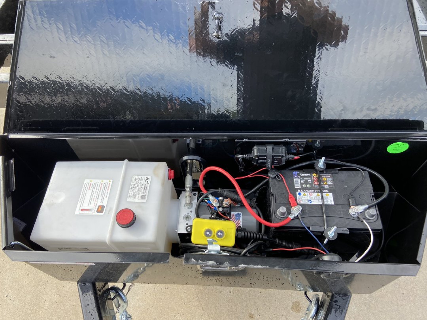 New Sure-Trac 82"x14 Dump Trailer