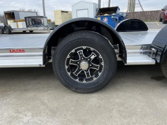 New Sundowner Ultra Car Hauler 22'