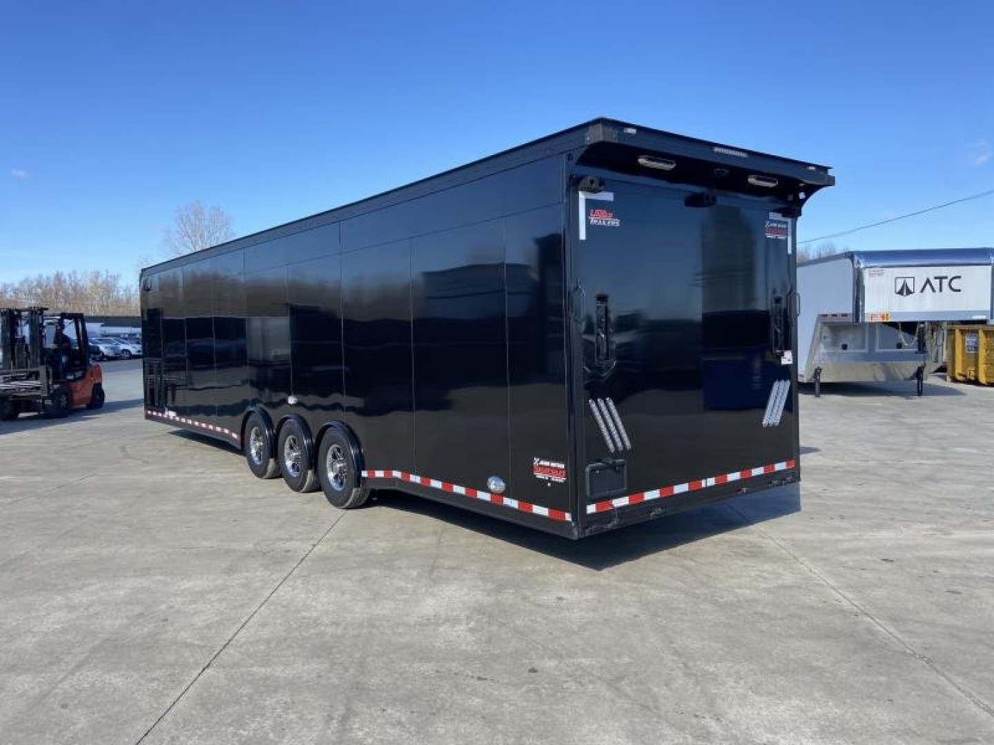 Used United Super Hauler 8.5x34 Racing Trailer