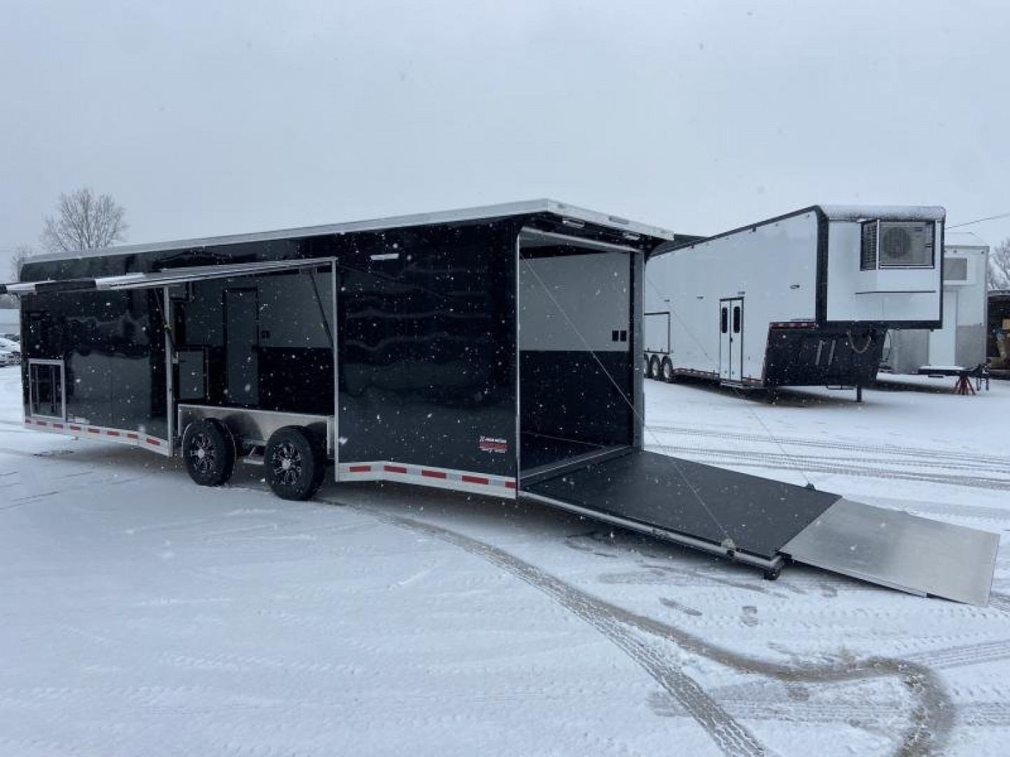 New 28' Aluminum Racing Trailer - United