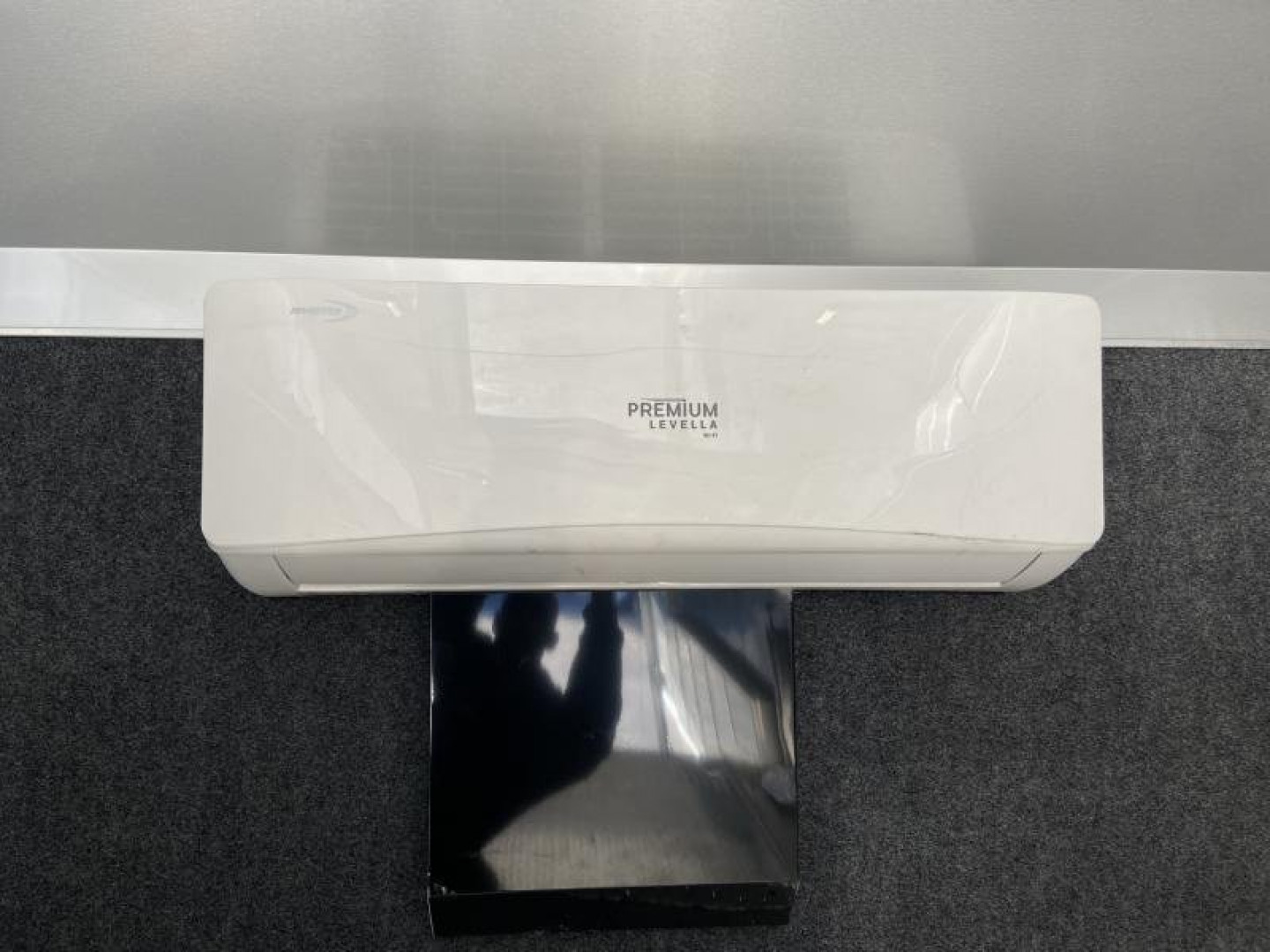 Used ATC 8.5x30 Aluminum Stacker