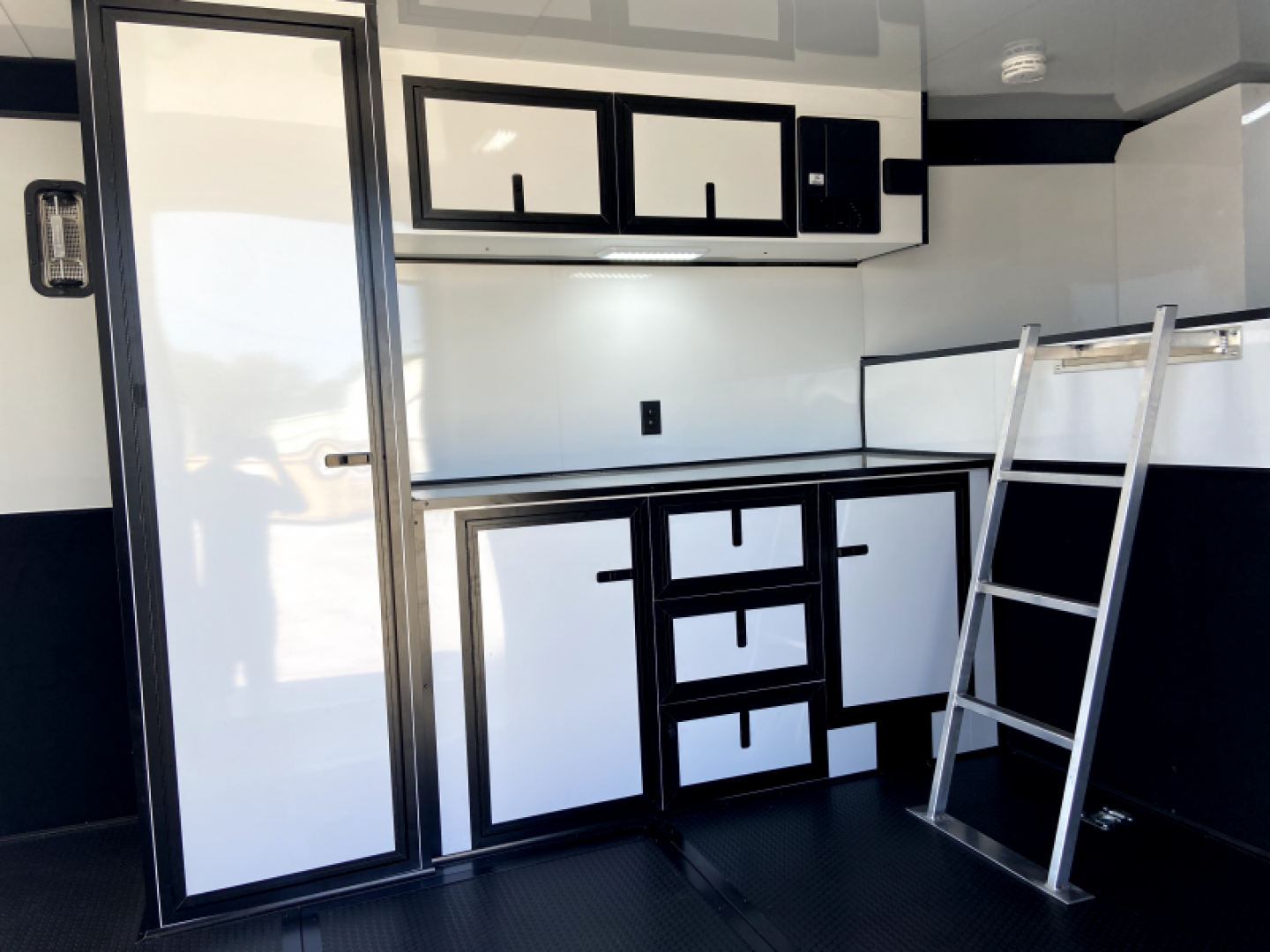 New 36' Aluminum Gooseneck Racing Trailer - United