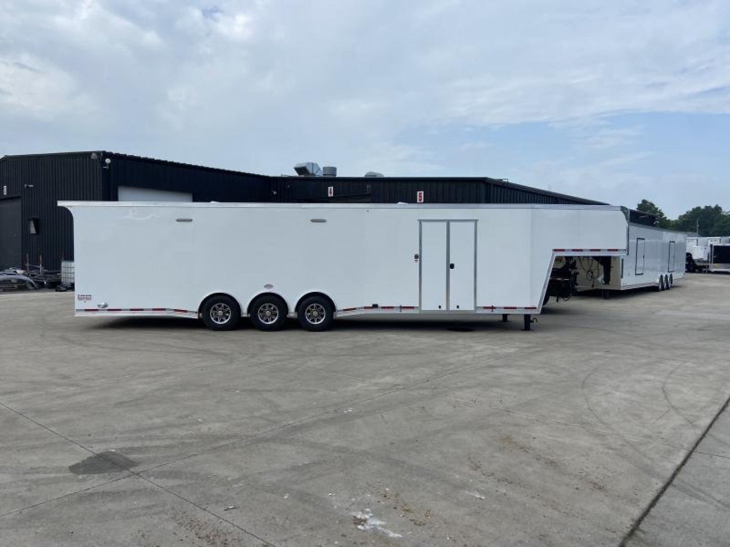 New 40' Gooseneck Racing Trailer - United Super Hauler