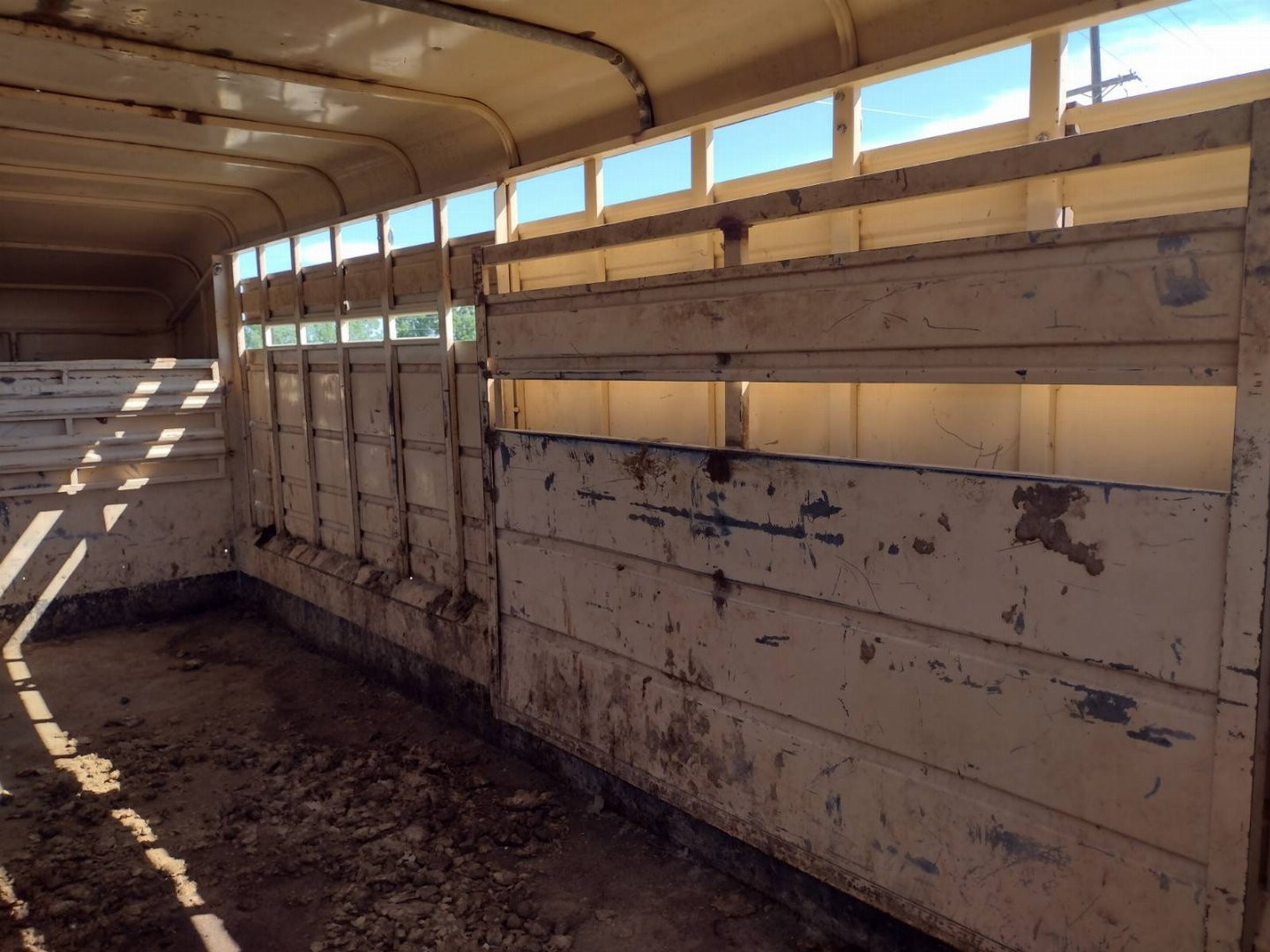 Used 1997 Donahue 16' Stock Trailer