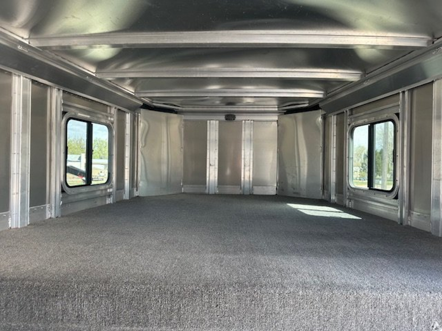 Used 2021 Featherlite 28' Combo