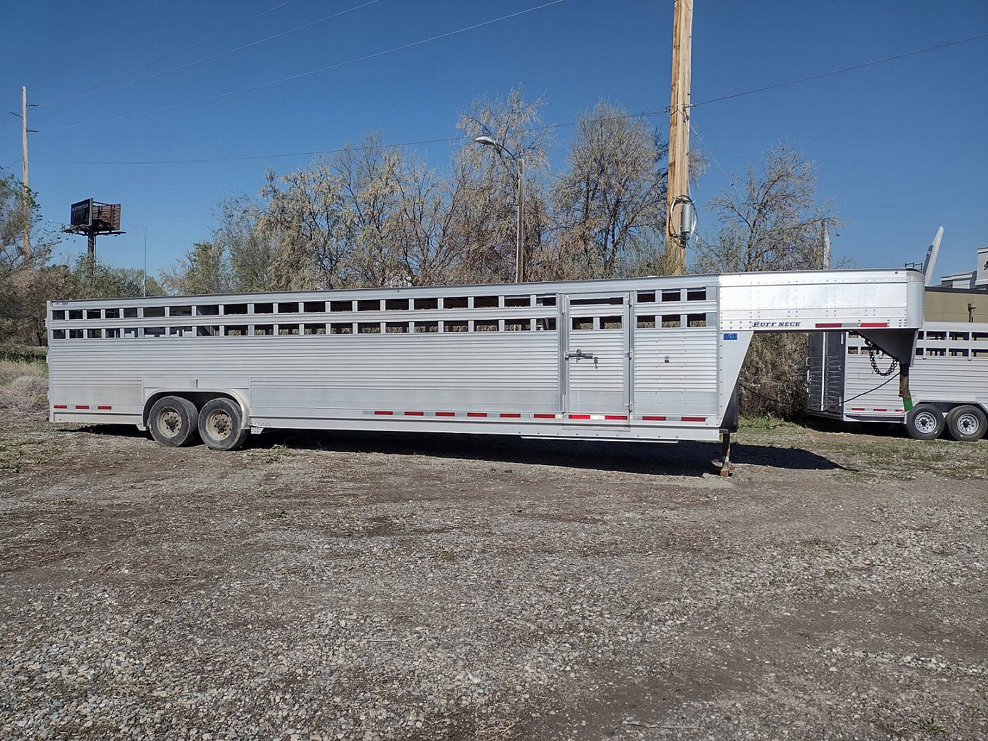 Used 2019 EBY 34' Stock