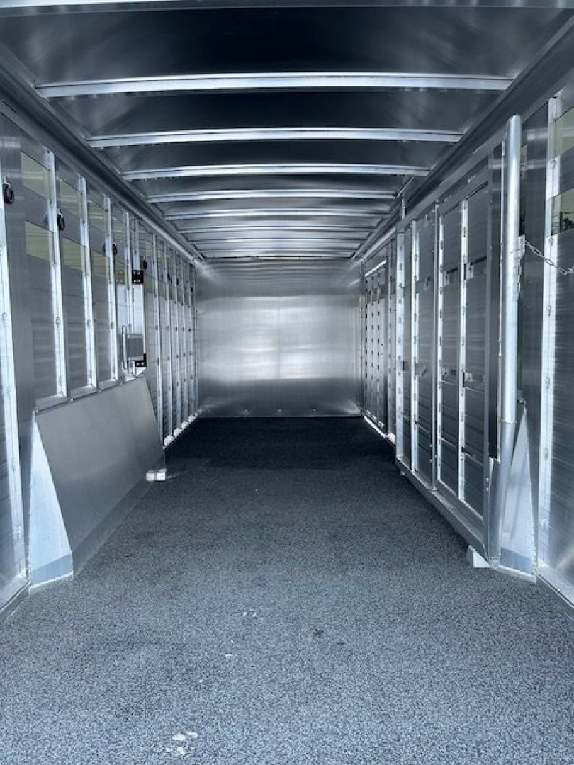 New 2025 Featherlite 24' Combo Model 8413