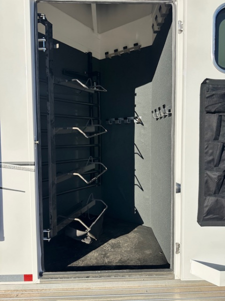 New 2024 Trails West 36' Classic 5 Horse 12x12 LQ w/ Slide Out