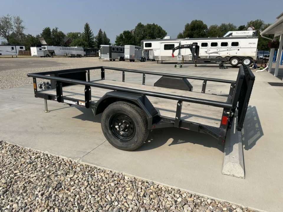 Used 2025 Diamond C 10' PSA Utility