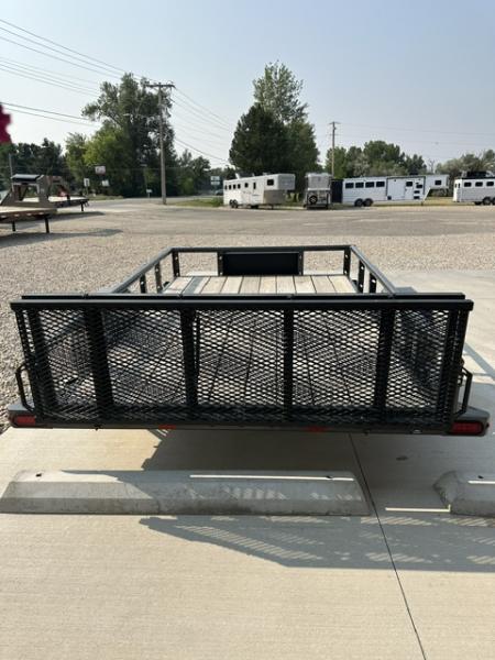 Used 2025 Diamond C 10' PSA Utility