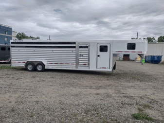 New 2024 Featherlite 28' Combo Model 8413