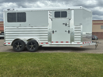 New 2026 4-Star 2H BP Straight Horse Trailer