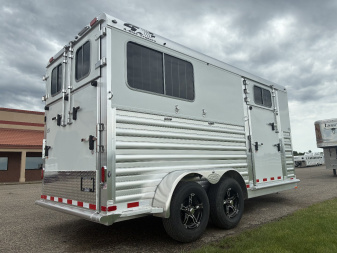 New 2026 4-Star 2H BP Straight Horse Trailer