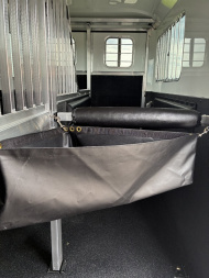 New 2026 4-Star 2H BP Straight Horse Trailer