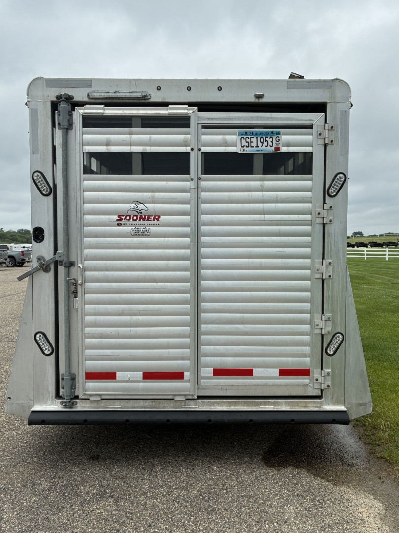 Used 2018 Sooner 20' Stock/Combo Horse Trailer