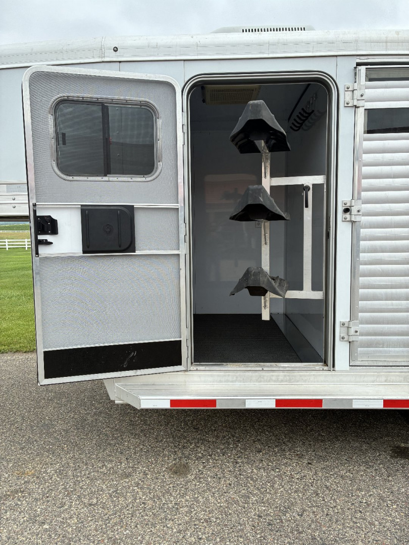 Used 2018 Sooner 20' Stock/Combo Horse Trailer