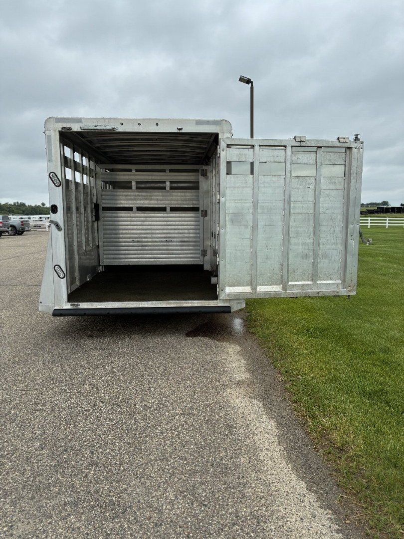 Used 2018 Sooner 20' Stock/Combo Horse Trailer