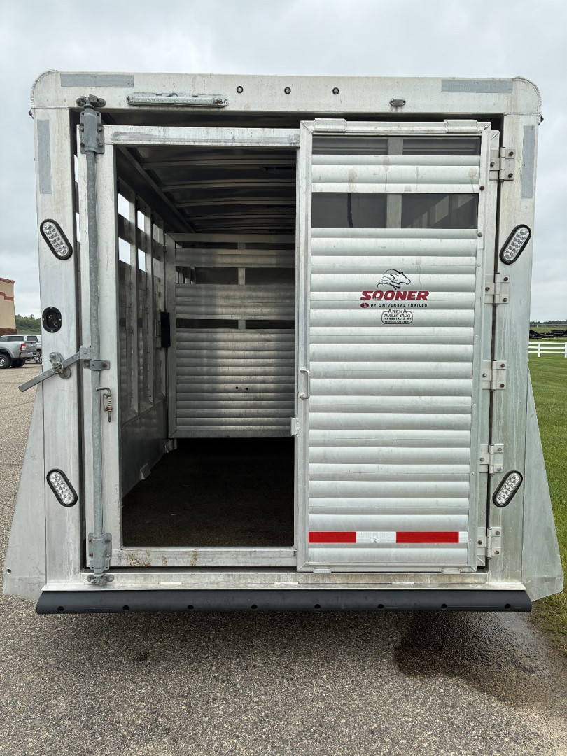 Used 2018 Sooner 20' Stock/Combo Horse Trailer