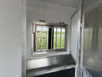 Used 2023 SMC 3H 9'LQ Horse Trailer