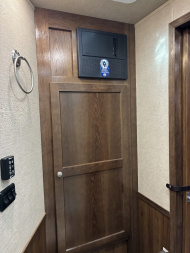 Used 2023 SMC 3H 9'LQ Horse Trailer