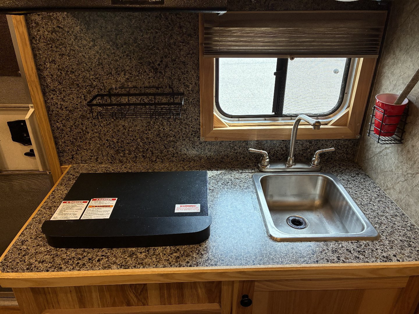 Used 2018 Lakota 4H 9'LQ Horse Trailer