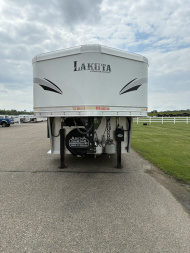 Used 2018 Lakota 4H 9'LQ Horse Trailer