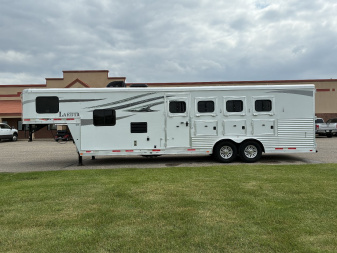 Used 2018 Lakota 4H 9'LQ Horse Trailer