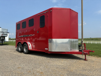 Used 2016 Titan 3H BP Avalanche Horse Trailer
