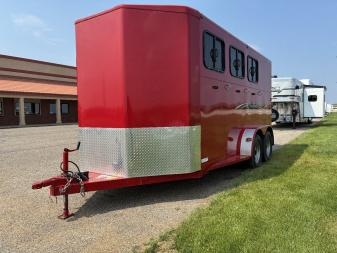 Used 2016 Titan 3H BP Avalanche Horse Trailer