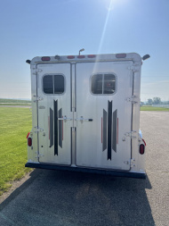 Used 1999 4-Star Trailers 3H GN with Midtack Horse Trailer