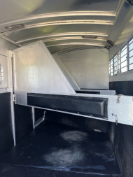 Used 1999 4-Star Trailers 3H GN with Midtack Horse Trailer