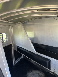 Used 1999 4-Star Trailers 3H GN with Midtack Horse Trailer