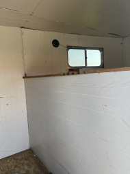 Used 1999 4-Star Trailers 3H GN with Midtack Horse Trailer