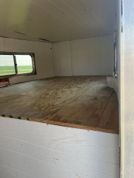 Used 1999 4-Star Trailers 3H GN with Midtack Horse Trailer