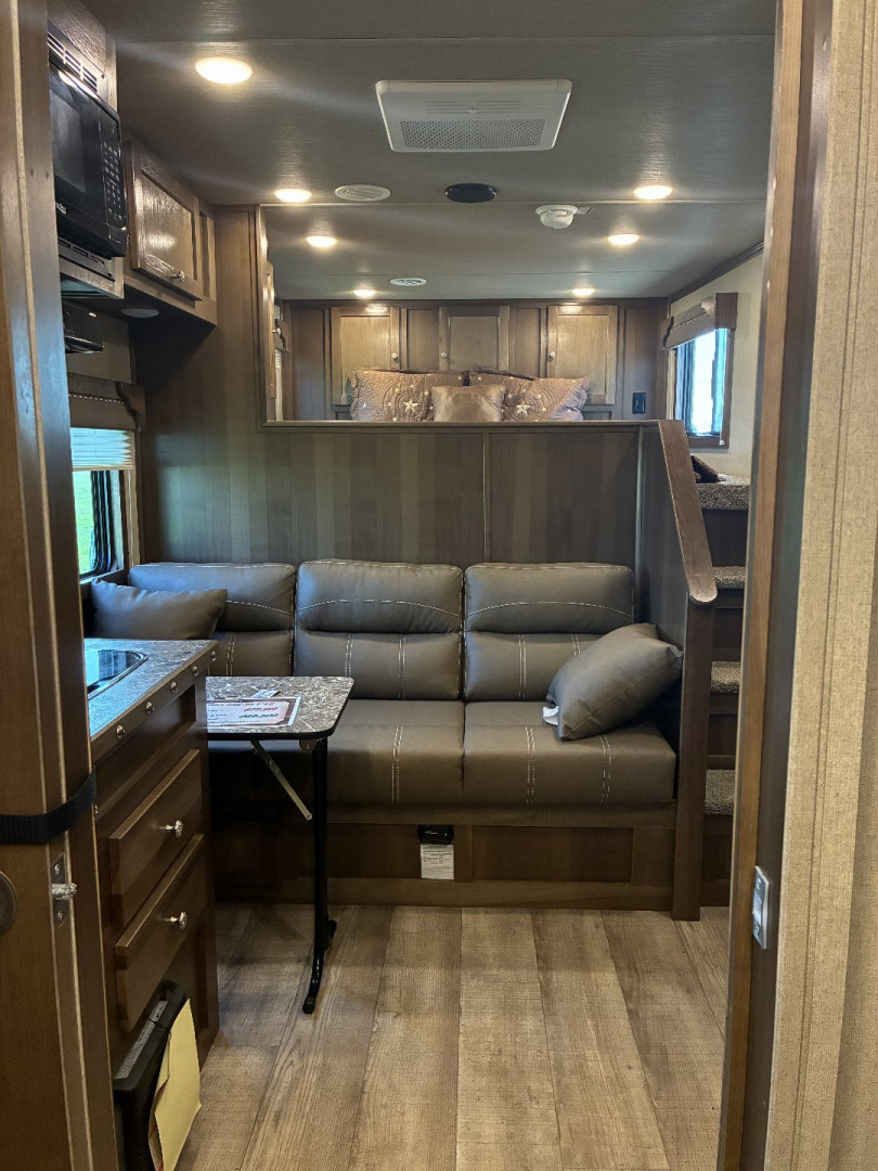 New 2025 SMC P829SR 2H 9' LQ Horse Trailer