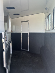 New 2025 SMC P829SR 2H 9' LQ Horse Trailer